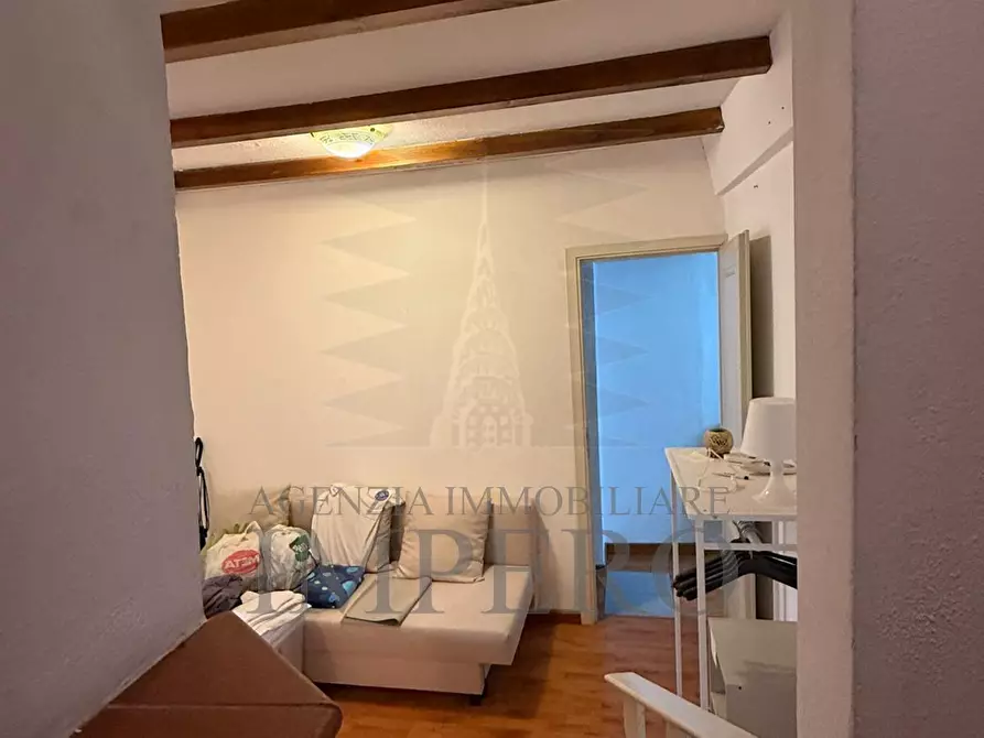 Immagine 4 di Pentalocale in vendita  in Piazza del Canto 6 a Ventimiglia