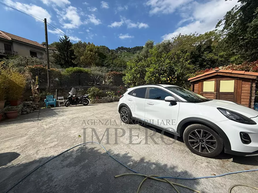 Immagine 3 di Porzione di casa in vendita  in Via Gallardi 75 a Ventimiglia