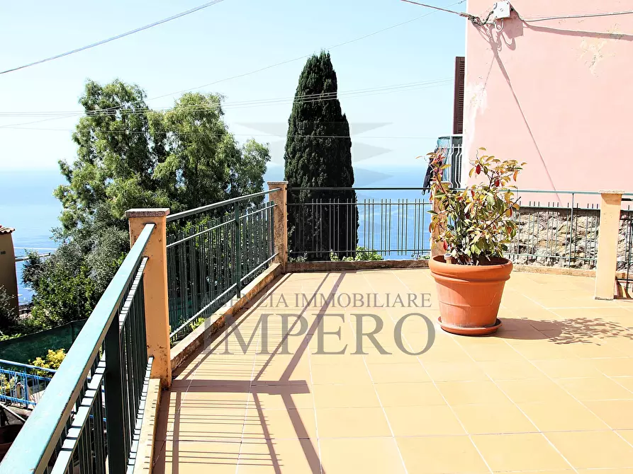 Immagine 21 di Villa in vendita  in Via delle Ginestre 8 a Ventimiglia