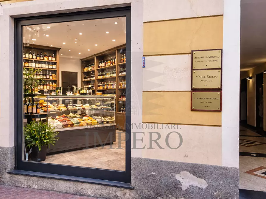Immagine 1 di Attività artigianale in vendita  in Via Cavour 29/A a Ventimiglia