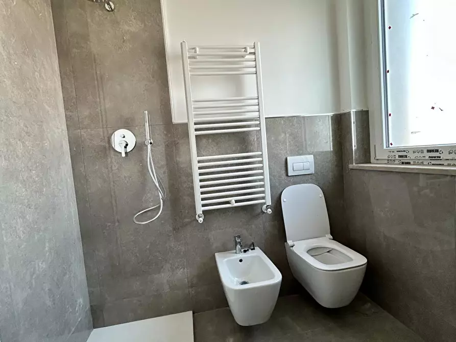 Immagine 8 di Bilocale in affitto  a Chieti