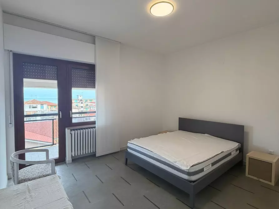 Immagine 8 di Quadrilocale in affitto  in Viale Maiella 23/A a Francavilla Al Mare