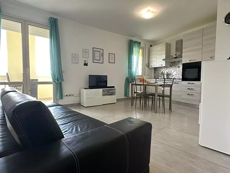 Immagine 2 di Quadrilocale in affitto  in Viale Maiella 23/A a Francavilla Al Mare