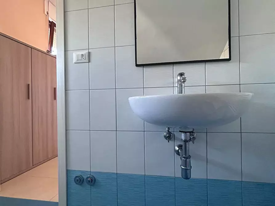 Immagine 11 di Quadrilocale in affitto  a Francavilla Al Mare