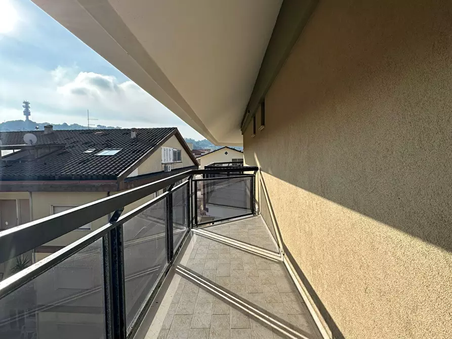 Immagine 26 di Quadrilocale in affitto  a Francavilla Al Mare