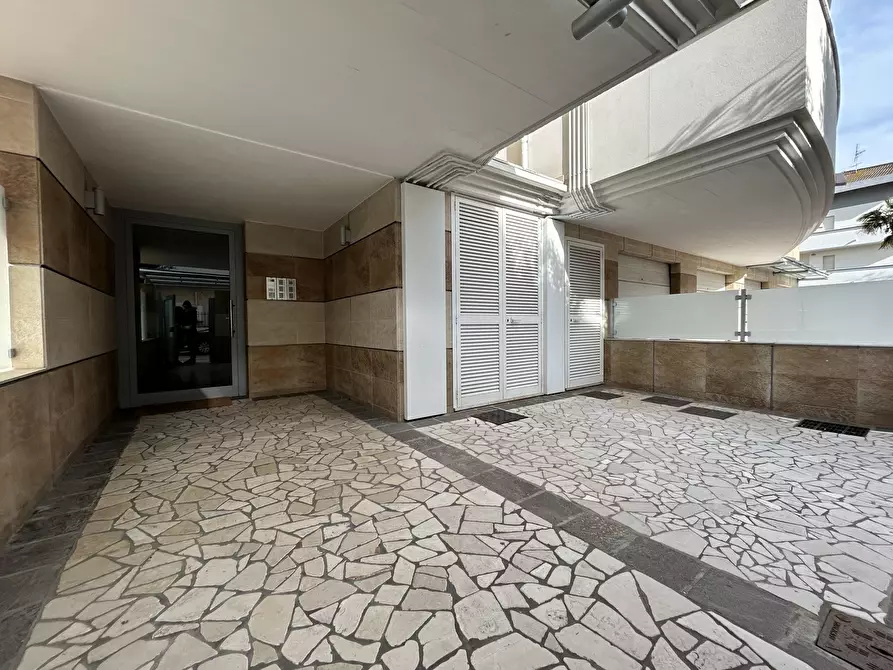 Immagine 16 di Trilocale in affitto  a Francavilla Al Mare