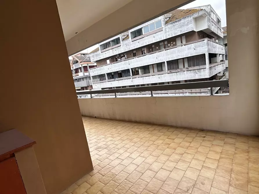 Immagine 23 di Trilocale in affitto  in Viale Maiella 23/A a Francavilla Al Mare