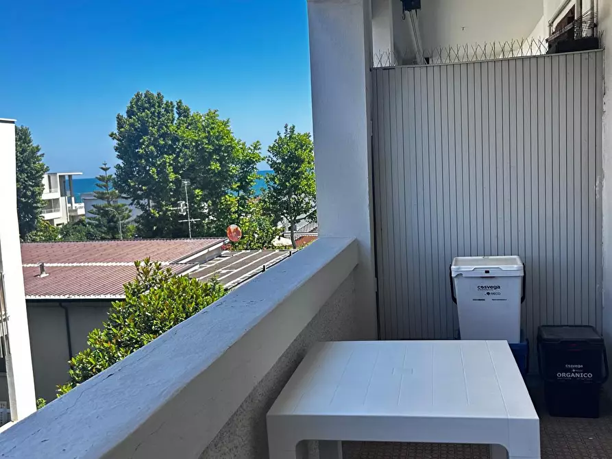 Immagine 2 di Quadrilocale in affitto  a Francavilla Al Mare