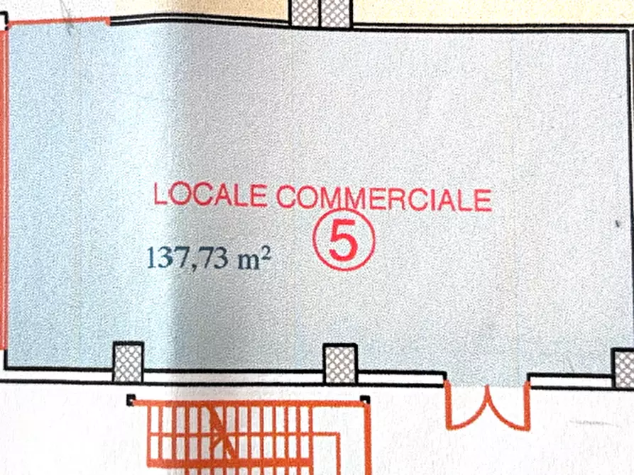 Immagine 2 di Locale commerciale in affitto  in Viale Maiella 23/A a Francavilla Al Mare