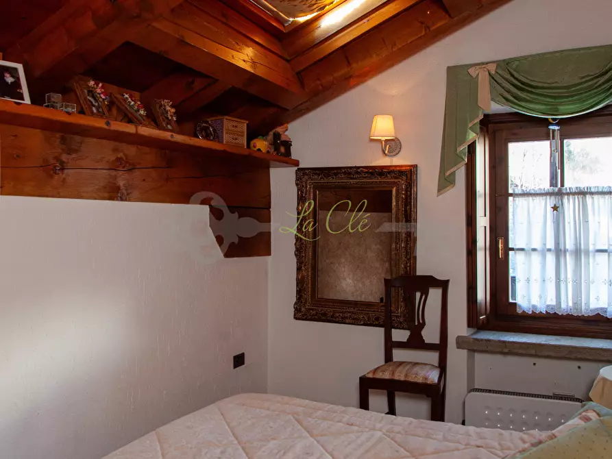 Immagine 16 di Quadrilocale in vendita  in Frazione Biolley 69 a Morgex