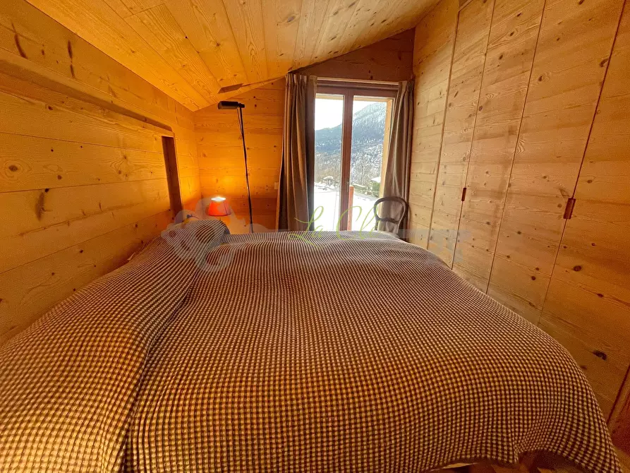 Immagine 24 di Trilocale in affitto  a Pre'-Saint-Didier