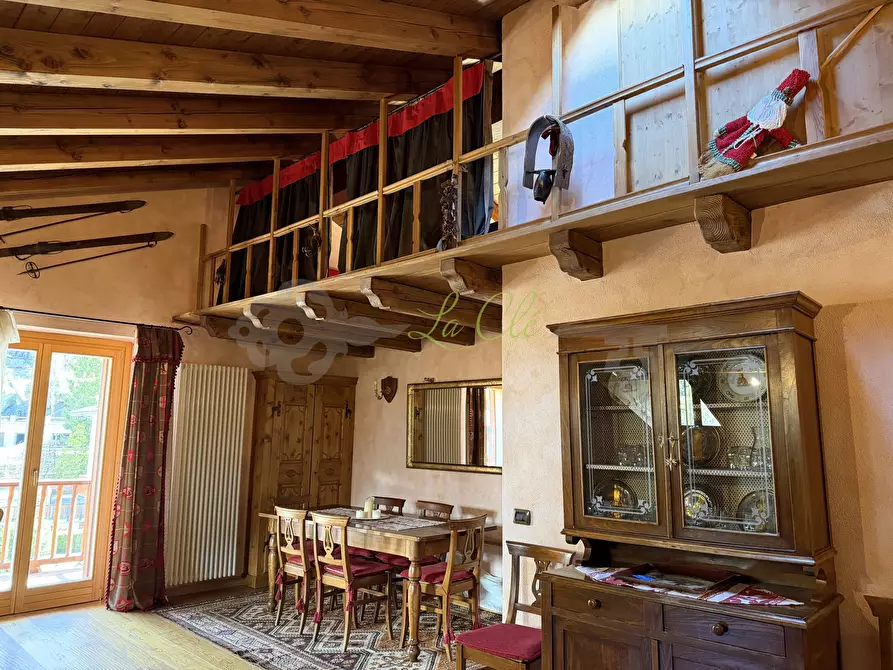 Immagine 10 di Trilocale in affitto  in Strada Regionale 41 a Courmayeur