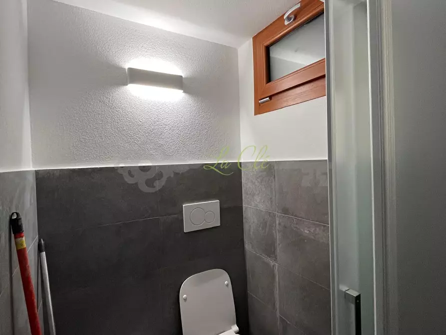 Immagine 9 di Monolocale in vendita  in Via la Villette 20 a Courmayeur