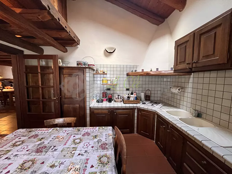 Immagine 11 di Trilocale in vendita  in Via Cesare Ollietti 13 a La Salle