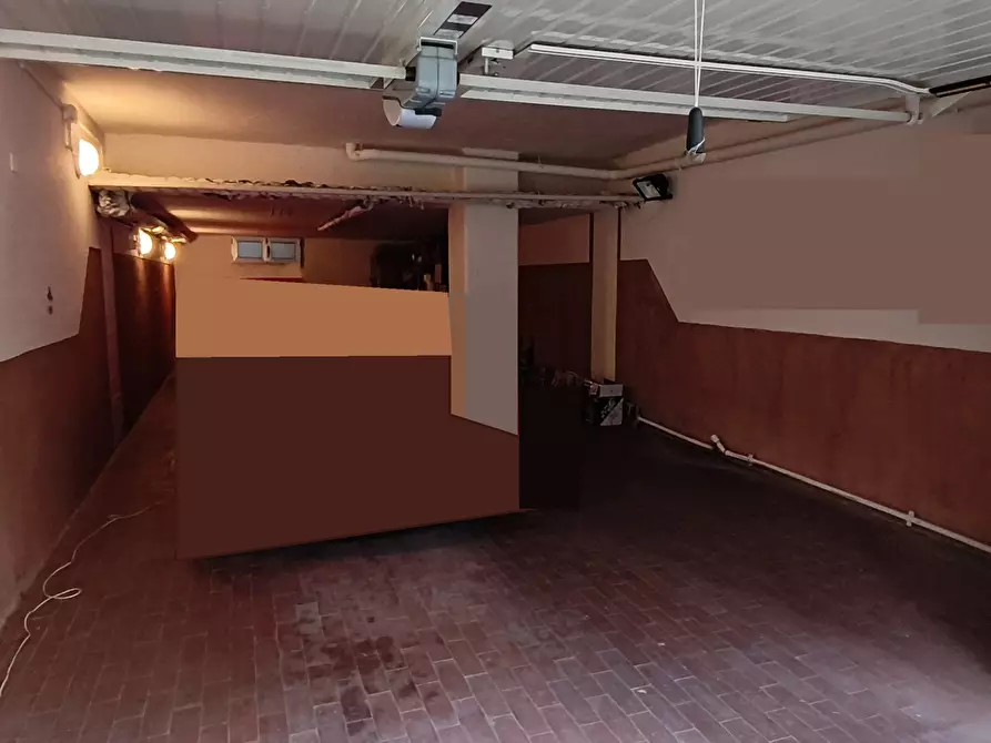 Immagine 5 di Garage in affitto  in Viale del Sagittario Traversa B 8 a Modena