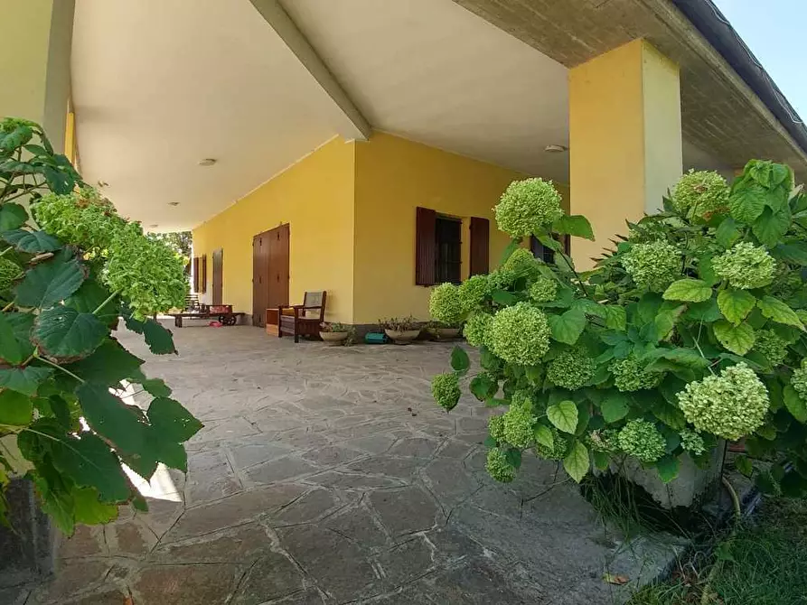 Immagine 31 di Villa in vendita  in Stradello Giovanardi 95 a Modena