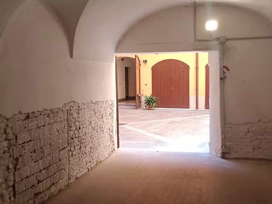 Immagine 4 di Garage in vendita  in Via dei Balugola 14 a Modena