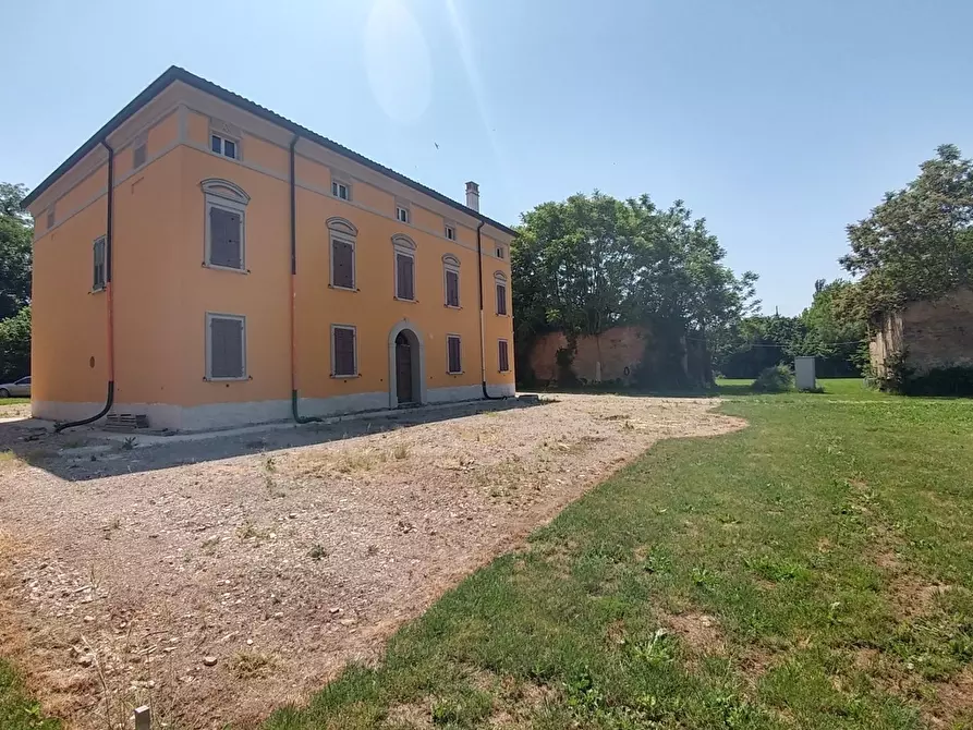 Immagine 5 di Villa in vendita  a Bomporto