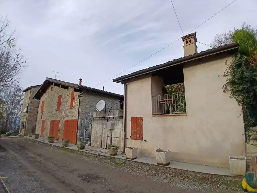 Immagine 1 di Rustico / casale in vendita  in Via I Maggio 381 a Guiglia