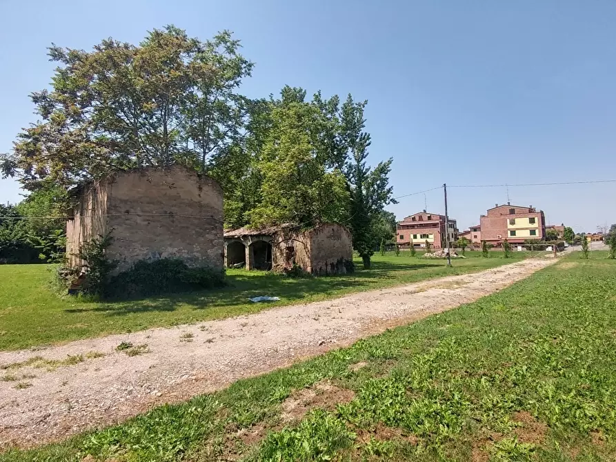 Immagine 9 di Villa in vendita  a Bomporto