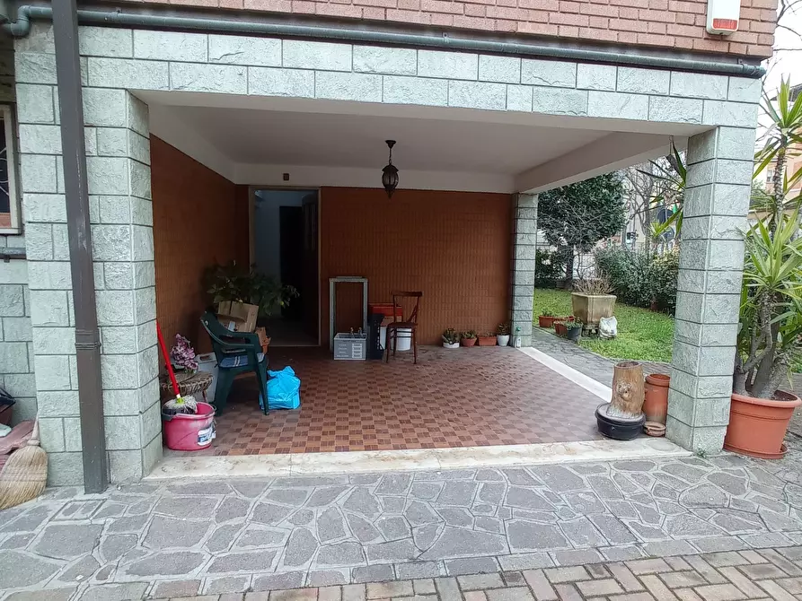 Immagine 9 di Trilocale in vendita  in via Zanichelli 3 a Modena