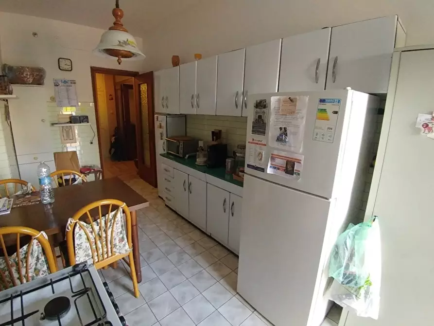 Immagine 9 di Quadrilocale in vendita  in Via Pietro Giardini 396 a Modena