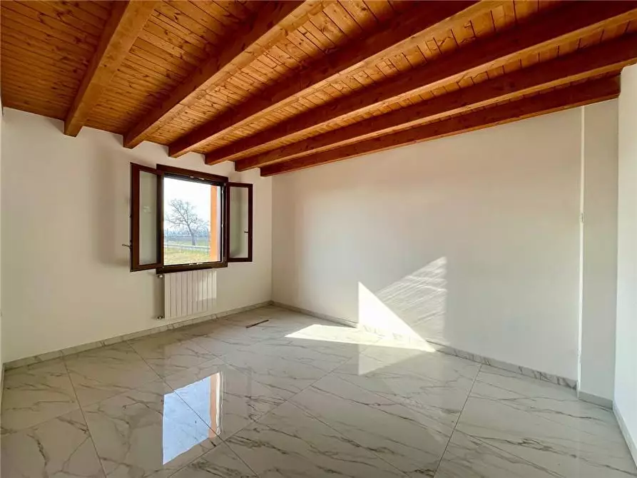 Immagine 7 di Porzione di casa in vendita  in via Cavo Argine 42 a Modena