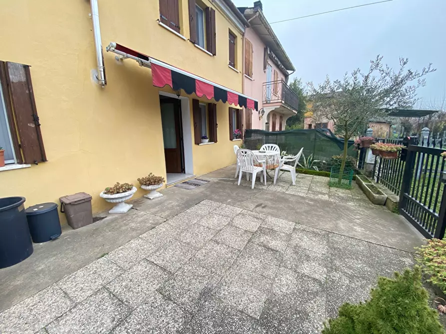 Immagine 8 di Stanza singola in affitto  in Via Palestro a Rovigo
