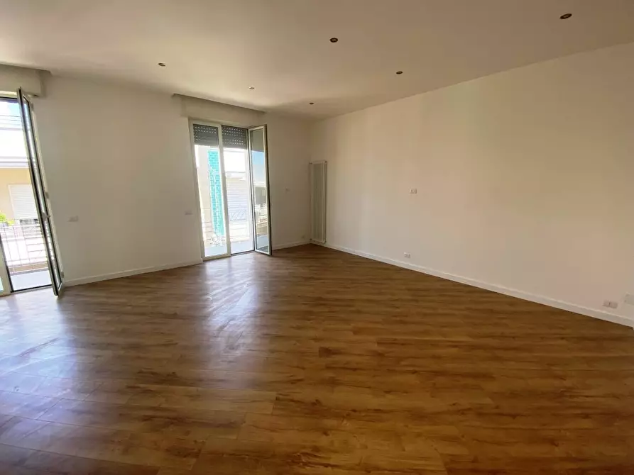 Immagine 3 di Trilocale in vendita  in Via Regina 57 a Casamassima