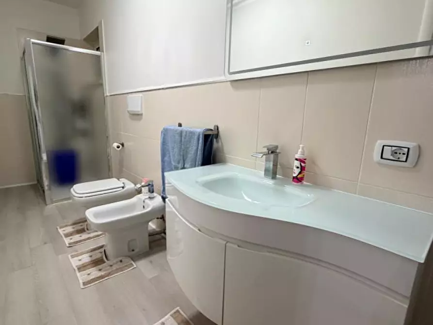 Immagine 12 di Bilocale in vendita  in Via g. di vittorio a Casamassima