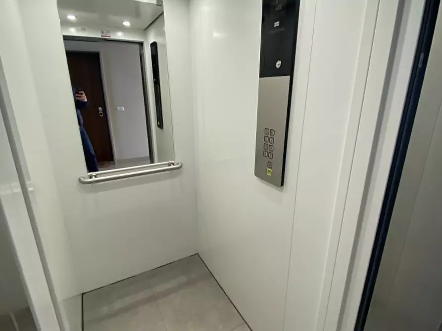 Immagine 17 di Bilocale in vendita  in Traversa Via Berlino a Casamassima