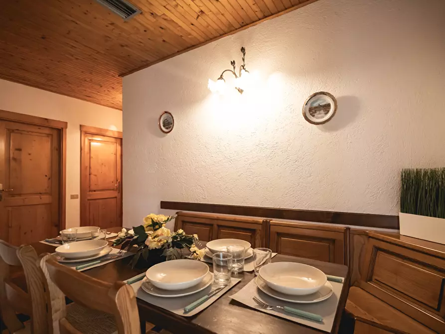 Immagine 24 di Villa in vendita  in Strada Provinciale 6 56 a Montecopiolo