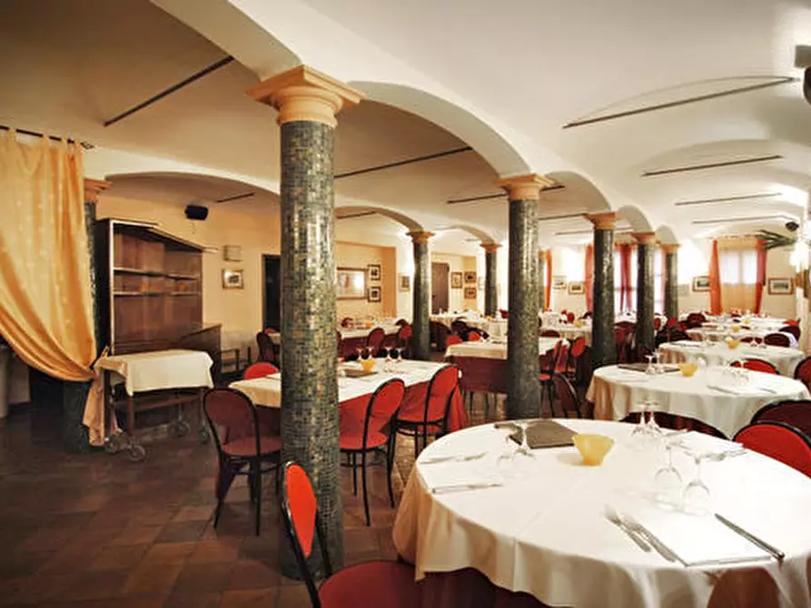 Immagine 9 di Bar / Ristorante in vendita  in Via del Fosso a Lucca