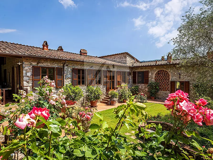 Immagine 10 di Rustico / casale in vendita  in Via Borgo Giannotti a Lucca