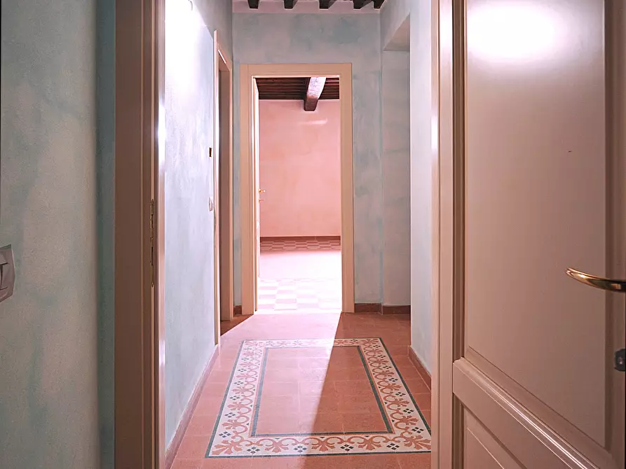 Immagine 5 di Casa bifamiliare in vendita  in Via delle Nubache 587 a Lucca