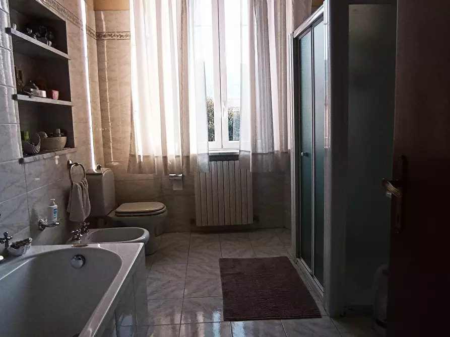 Immagine 18 di Villa in vendita  in Via di S.Donato a Lucca