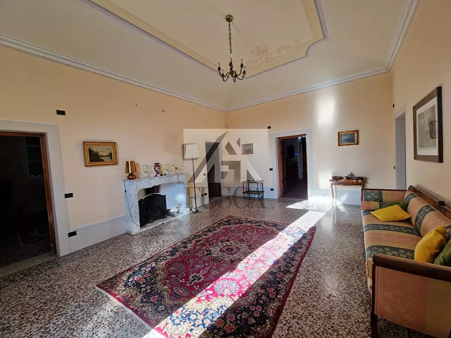 Immagine 7 di Villa in vendita  in Via di Sant'Alessio a Lucca