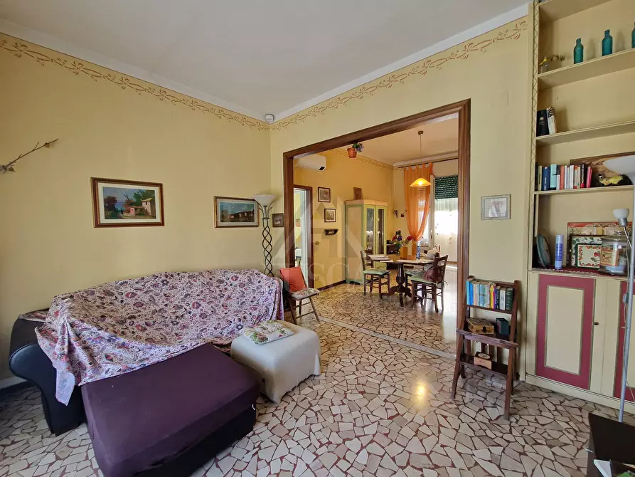 Immagine 23 di Quadrilocale in vendita  in Via Gaetano Luporini 45 a Lucca