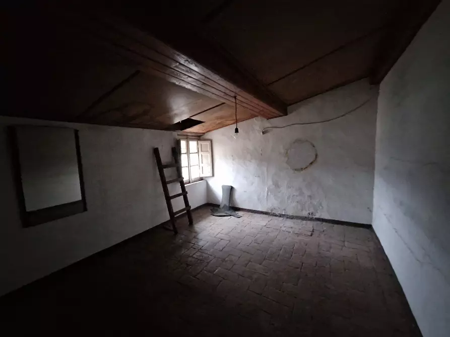 Immagine 32 di Terratetto in vendita  in Via per Corte Capecchio a Lucca