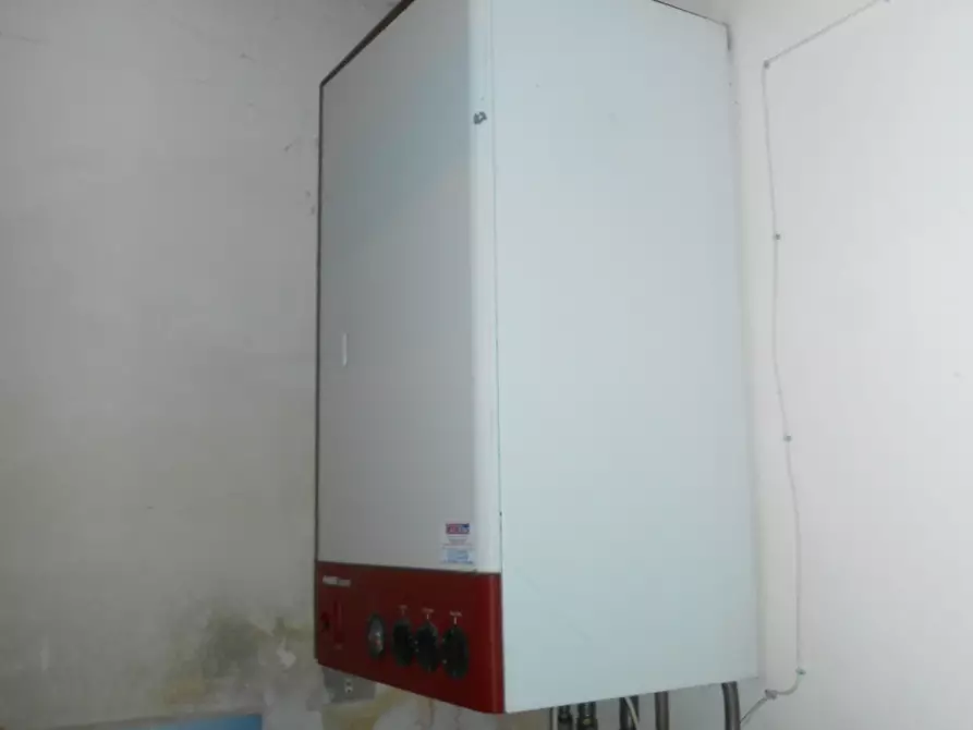 Immagine 21 di Terratetto in vendita  in Via della Maulina a Lucca