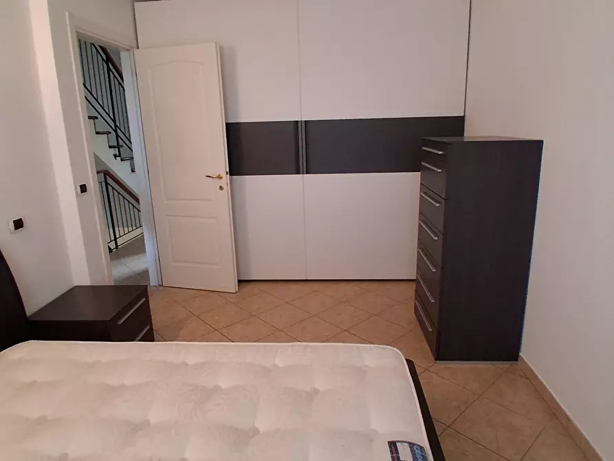 Immagine 18 di Villetta a schiera in affitto  in Via Ingrillini a Lucca