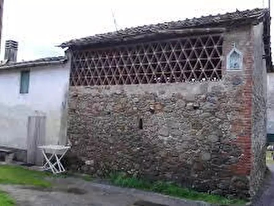 Immagine 4 di Terratetto in vendita  in Via dell'Amore a Lucca