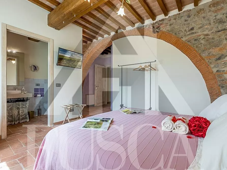 Immagine 5 di Rustico / casale in vendita  in Via Sarzanese 3482 a Lucca