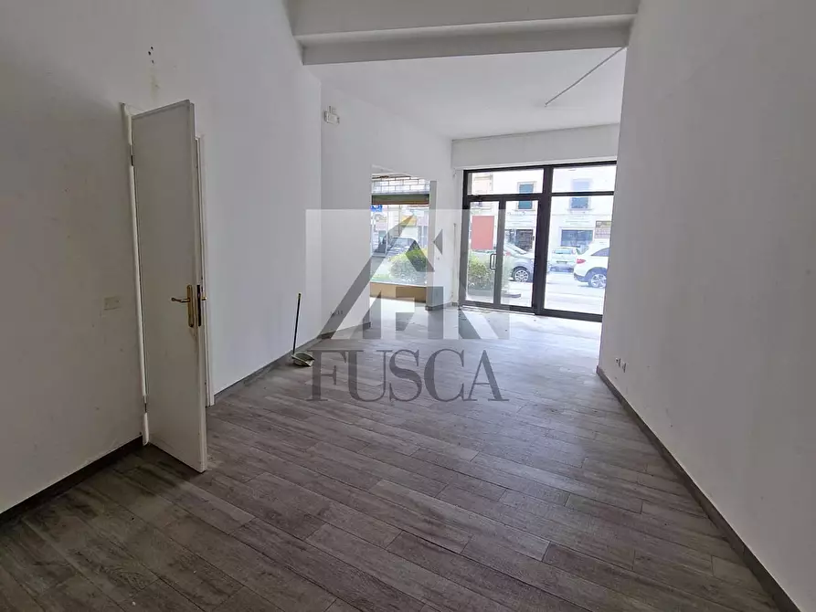 Immagine 7 di Capannone industriale in vendita  in Via Sant'Anna a Lucca