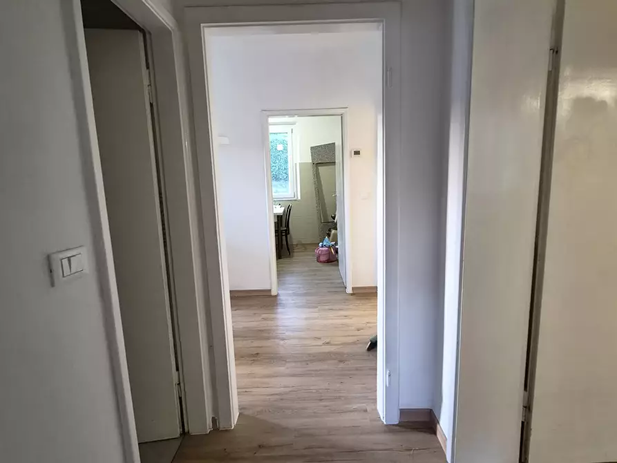 Immagine 11 di Quadrilocale in affitto  in Via di Nozzano a Lucca