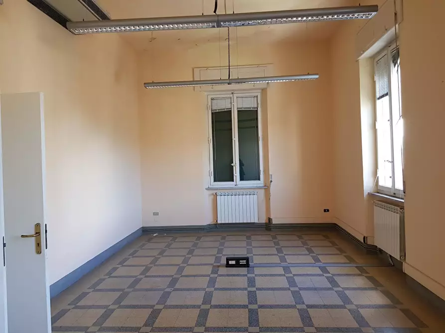 Immagine 1 di Ufficio in affitto  in Via Angeloni Carlo 81 a Lucca