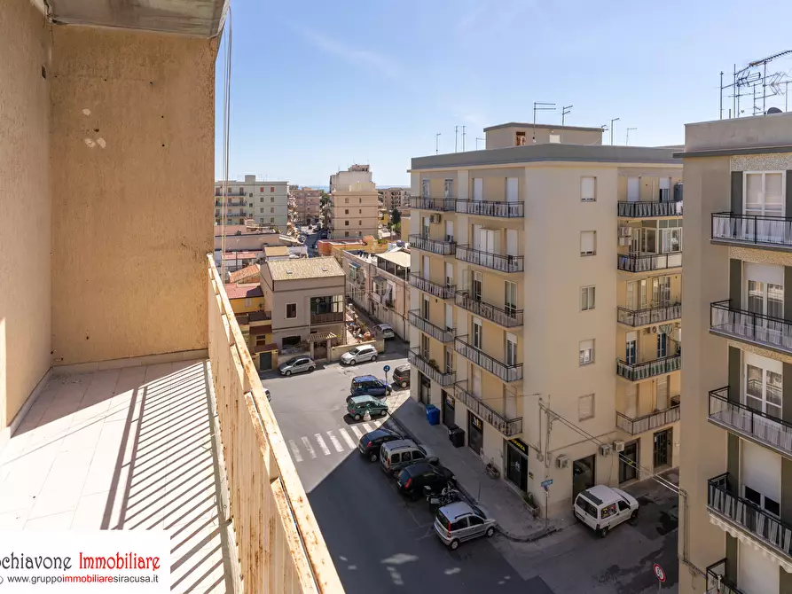 Immagine 18 di Quadrilocale in vendita  a Siracusa