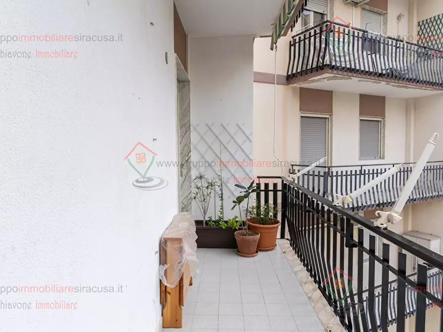 Immagine 24 di Pentalocale in vendita  a Siracusa