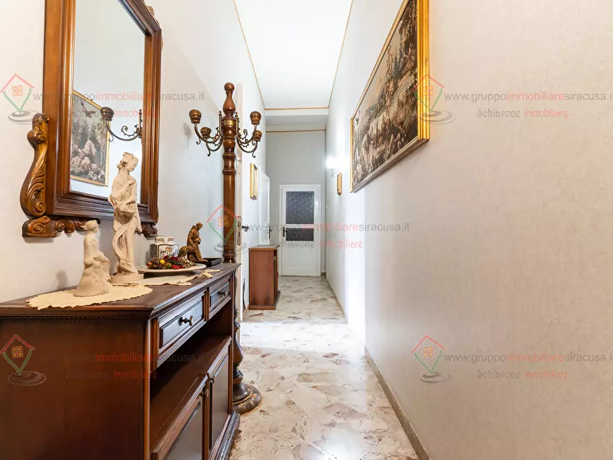 Immagine 8 di Pentalocale in vendita  a Siracusa