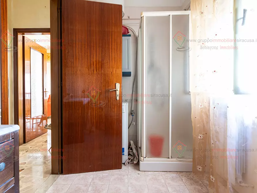 Immagine 9 di Quadrilocale in vendita  a Siracusa